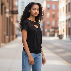 Mix & Co. short sleeve‎ blouse.